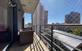 Departamento centrico en Tigre con Piscina y cochera incluida